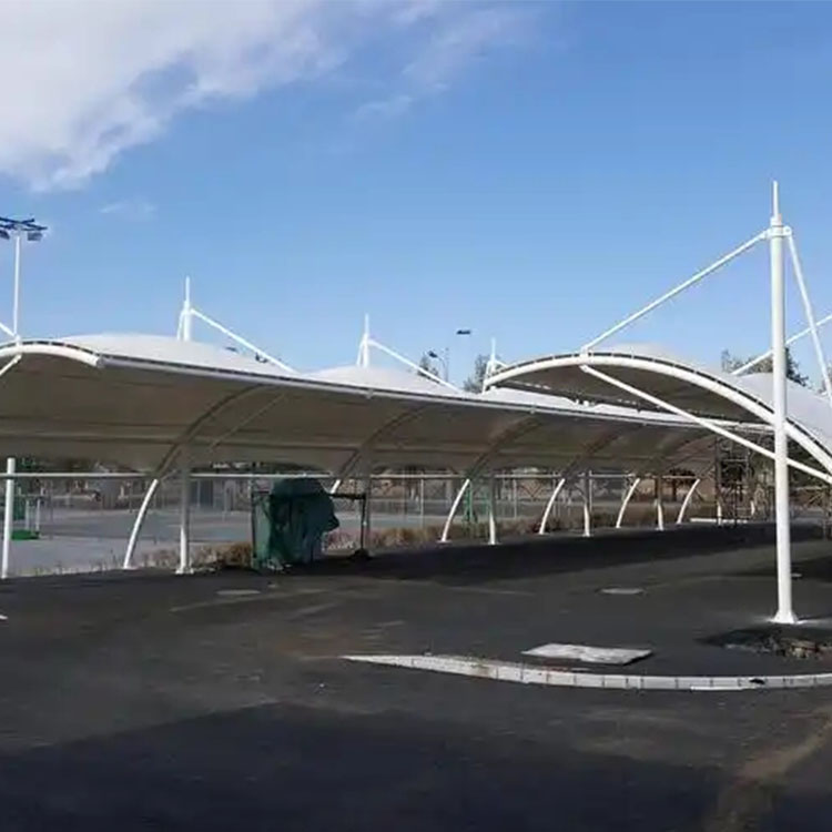 察布查尔锡伯膜结构电动车棚