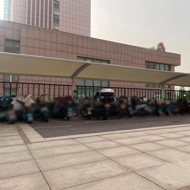 察布查尔锡伯膜结构电动车棚